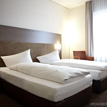 Intercityhotel Hotel 4*