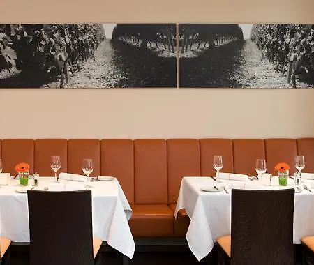 Hotel Intercityhotel 4*