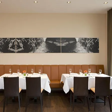 Hotel Intercityhotel 4*